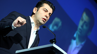 Пред ГЕРБ има три възможности да подкрепи правителство на