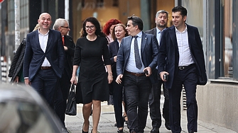 Министър председател Николай Денков Министър на финансите Асен Василев Министър на