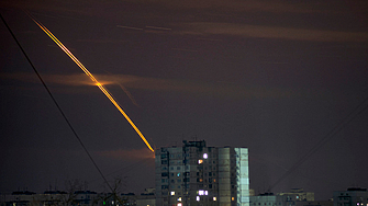 Най малко пет руски ракети са ударили тази нощ източния град