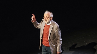 Това дете съм аз Така завършва един от текстовете на Ицхак