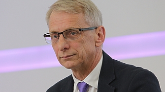 Малко след като от обединението Продължаваме промяната Демократична България