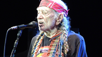 Уили Нелсън обяви голямо фестивално турне от цели 32 концерта