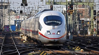 Поради мащабна предупредителна стачка германските железници спират изцяло услугите на