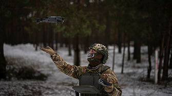 Руснаците атакуваха Украйна с 15 ракети и 18 дрона