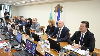 Както и бе обещал Иван Гешев започва каскада от