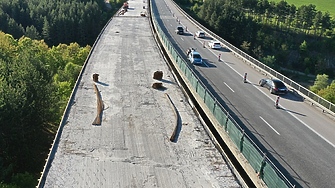 Тежка верижна катастрофа е станала на АМ Тракия Три коли