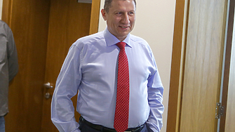 Подкрепете ниУважаеми читатели вие сте тук и днес за да