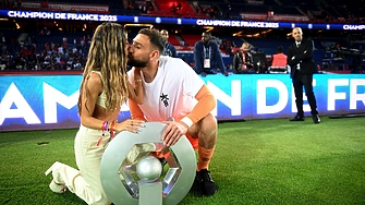 Вратарят на Пари Сен Жермен Джанлуиджи Донарума и съпругата му