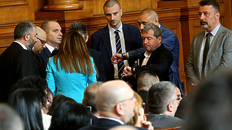 От Възраждане ще внесат днес жалба в Конституционния съд КС