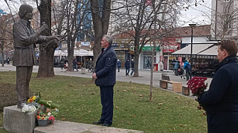 Моя страна моя България е песен композирана и изпята от