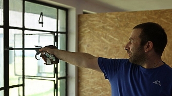 Кирил Киров спечели бронзов медал в дисциплината 10 метра пистолет на