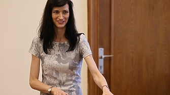 Кабинетът ще издържи докато има диалог разум и механизъм по