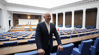 Настоящият състав на Народното събрание не само ще се премести