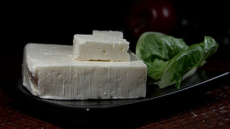 Европейската комисия одобри включването на Българско бяло саламурено сирене като