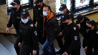 Първите деветима разследвани във връзка със злоупотреби по строежа на