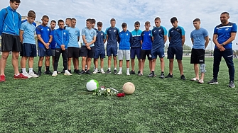 На стадион Дунав в Русе има два гръмоотвода те работят направени са