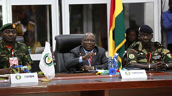Единайсет западноафрикански държави се споразумяха да предоставят войски за възможна
