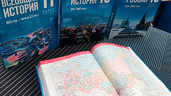 Руските окупатори са внеси 750 000 учебника във временно контролираните