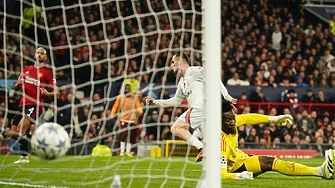 Английските Арсенал и Манчестър Юнайтед записаха неочаквани загуби във втория