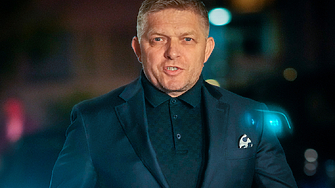 Словашката лява партия на бившия премиер Роберт Фицо победи съперника