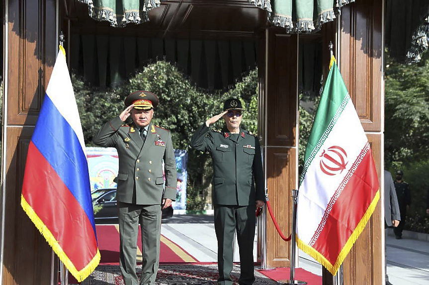 Иран и Русия готвят споразумение за сътрудничество в сферата на отбраната
