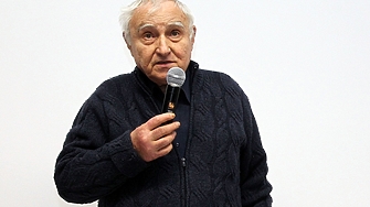 Отиде си Светлозар Игов – български учен литературен критик и историк есеист поет