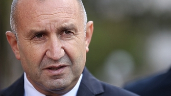 Беше очевидно че кабинетът няма да падне защото користните интереси