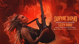 Британската изгряваща звезда китаристката Софи Лойд Machine Gun Kelly