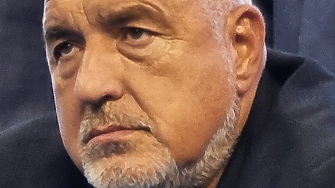 Радев откъде знае как се строят магистрали като никога не