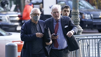 Роберт де Ниро е главният герой или антигерой на новия оформящ