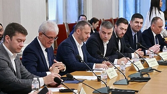 Енергийната комисия на парламента върна стария режим при който компаниите вносители