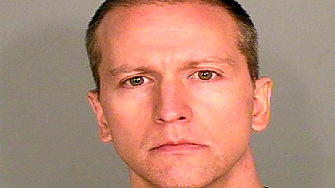 Бившият полицай Дерек Шовин който е осъден за убийството на