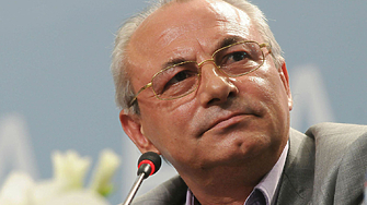 След 10 годишно отсъствие от активната политика Ахмед Доган се появи