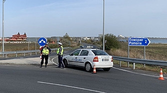 Двама души са загинали в тежка катастрофа с три коли