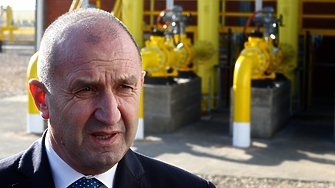 Четири дни преди Коледа трябва да сме приключили с Конституцията