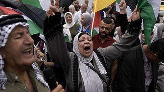 Много от студентите в елитните американски университети които скандират От