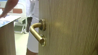 Осемгодишно момче е пребито докато отивало да си купи вафли Нападателят е