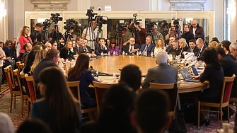 При огромен интерес от страна на депутати медии и неправителствения