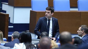 Бившият председател на парламента сега заместник и едно от знаковите лица