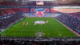 Минусовите температури и снегът в Мюнхен не отказаха десетки хиляди