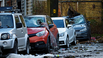 Бурята Герит която връхлетя Великобритания със силни ветрове обилен сняг