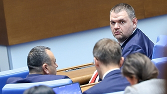 Делян Пеевски посочен вчера като съпредседател на ДПС заедно с Джевдет