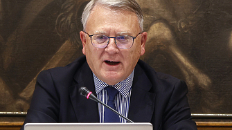 Люксембургският еврокомисар Никола Шмит е кандидатът на Партията на европейските