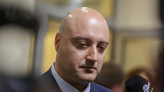 Председателката на парламентарната група на ГЕРБ Десислава Атанасова която със