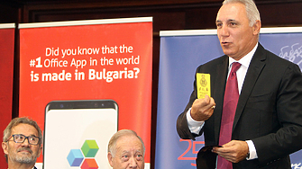 Футболната мегазвезда Христо Стоичков заедно с няколко световни и олимпийски