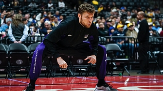 Александър Везенков ще бъде извън игра между 7 и 14