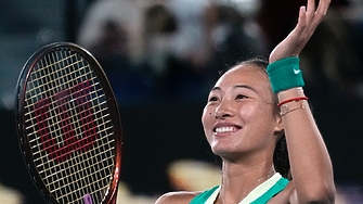 Китайката Цинвън Чжън и защитаващата титлата си в Мелбърн Арина
