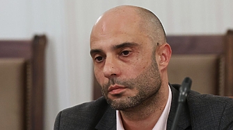 За събиране на подписи сред служителите под строй с цел подкрепа