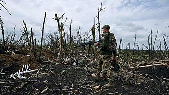Украинските сили са спрели руското настъпление край източния град Авдеевка