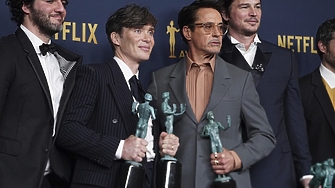 Тричасовият исторически епос Опенхаймер на режисьора Кристофър Нолан за бащата